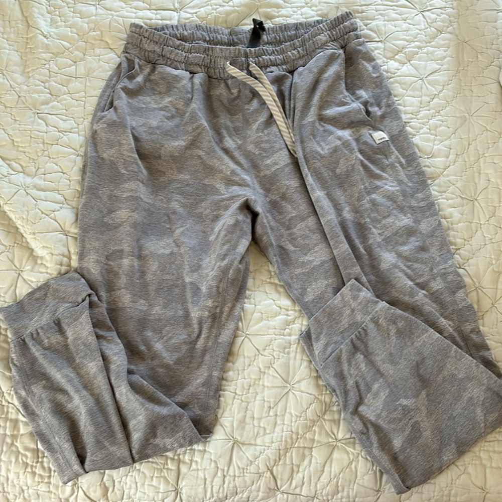 Vuori Joggers